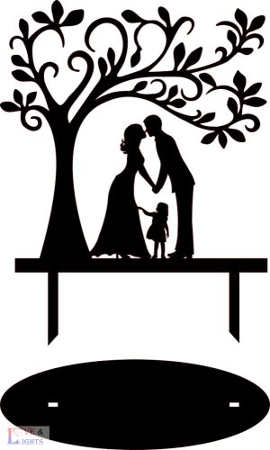 Menyasszony vőlegény kislánnyal  fa alatt mintás esküvői tortadísz 