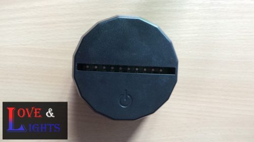 Sikoltó arc mintás illúzió lámpa