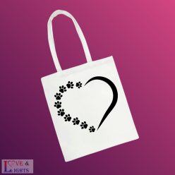 Mancsos szív mintás fehér táska