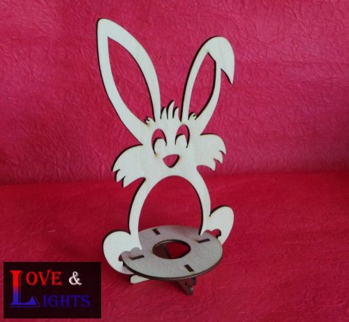 Nyuszi tojástartó fából 2