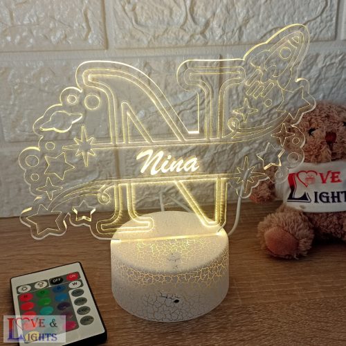 Űrhajó mintás, monogramos 3D lámpa