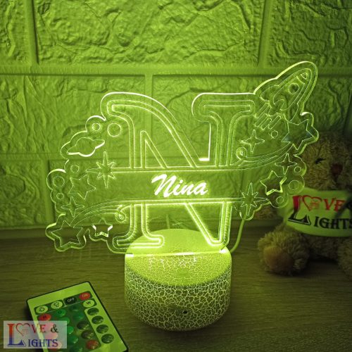 Űrhajó mintás, monogramos 3D lámpa
