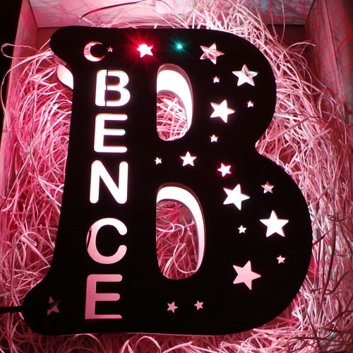 LED-es monogram névre szólóan